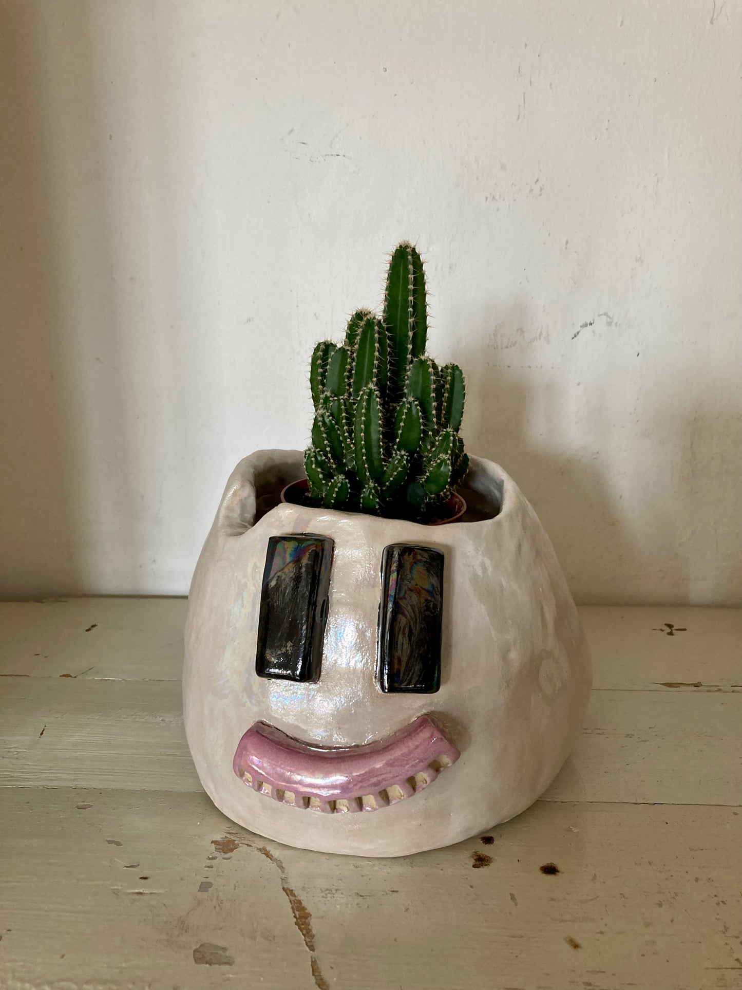 Face Vase: Pearly