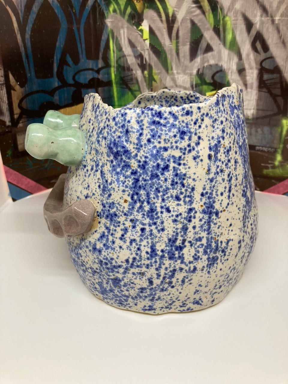 Face Vase: Not feeling blue (but speckled)